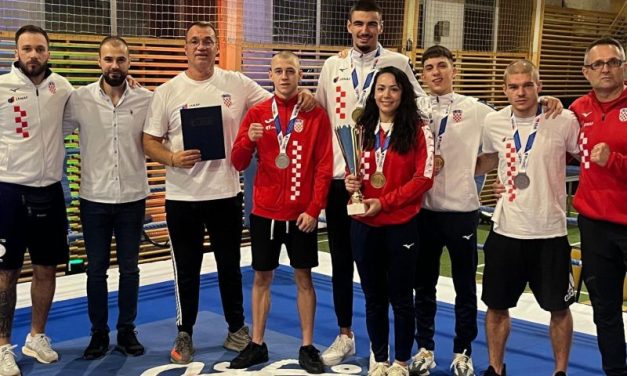 SARA BERAM NAJBOLJA BOKSAČICA, HRVATSKA OSVOJILA SEDAM ZLATA! Sara za zlato i trofej pobijedila prvakinju Rusije, naša selekcija najbolja na 22. turniru ‘Mustafa Hajrulahović Talijan’ u Sarajevu