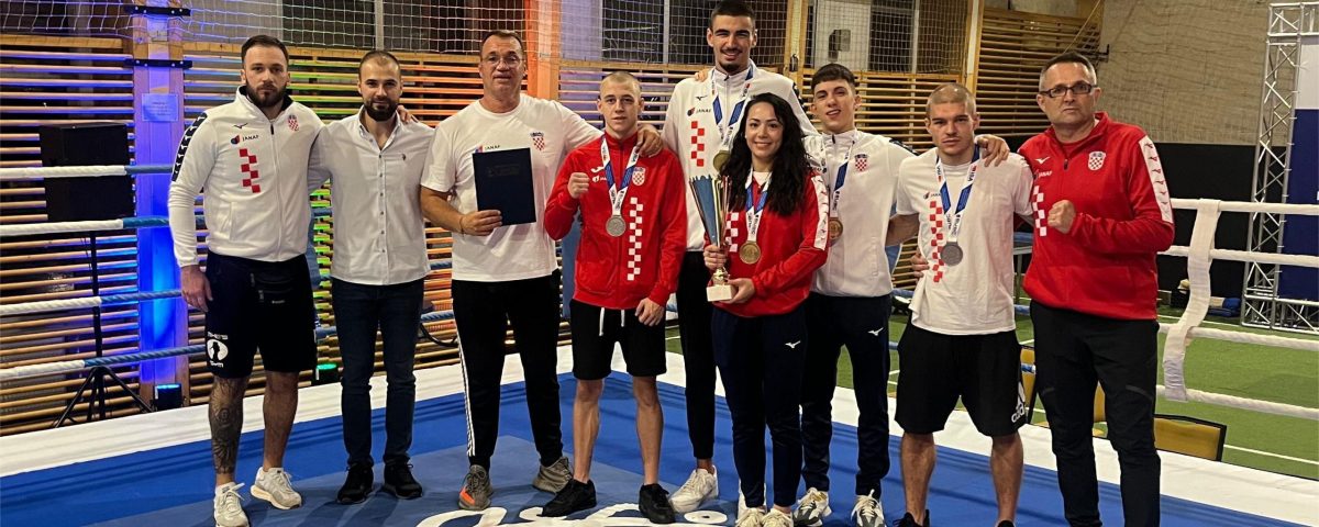 SARA BERAM NAJBOLJA BOKSAČICA, HRVATSKA OSVOJILA SEDAM ZLATA! Sara za zlato i trofej pobijedila prvakinju Rusije, naša selekcija najbolja na 22. turniru ‘Mustafa Hajrulahović Talijan’ u Sarajevu