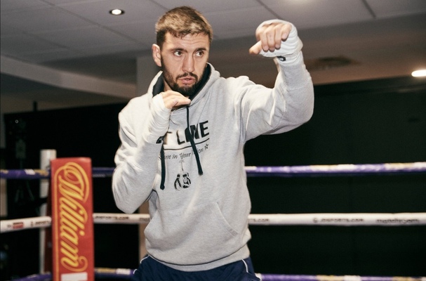 BOKS: Marko Čalić Rušio Protivnika Šest Puta, Na Kraju Slavio Prekidom