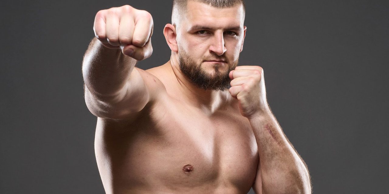 Ahmed Krnjić nokautom izborio četvrtfinale WBC-ovog teškaškog Grand Prixa